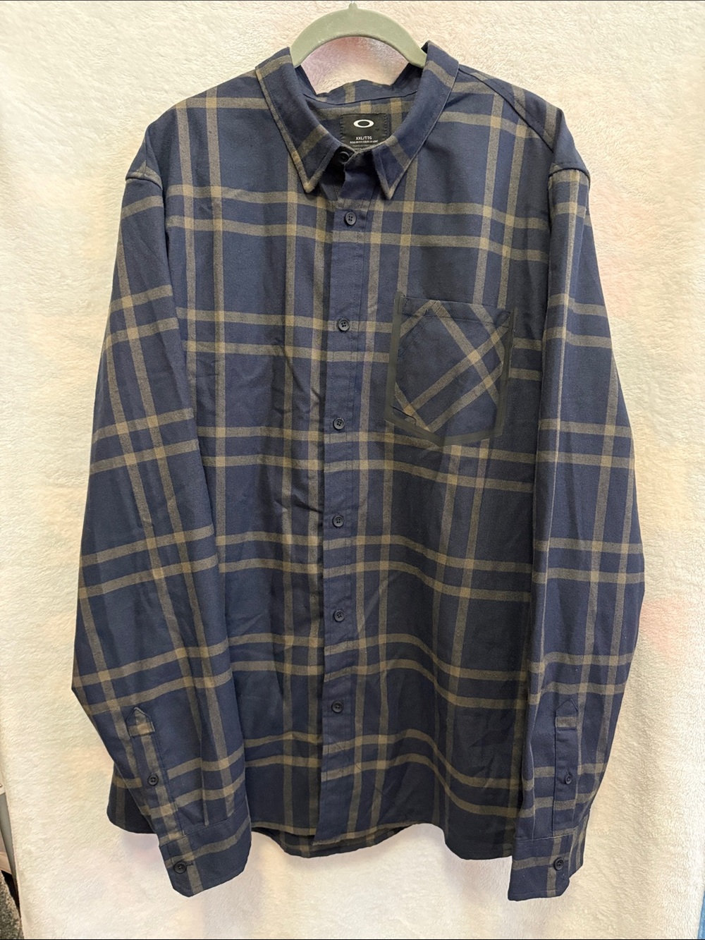 Oakley Navy and Olive Plaid Flannel Button-Down Shirt Size XXL